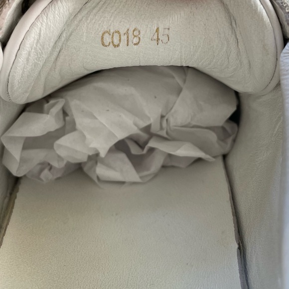 Gucci Ace Sneakers with Bee Embroidery - Picture 8 of 15